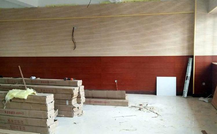 安徽阜陽中學(xué)錄播室槽木吸音板聲學(xué)工程 安徽阜陽中學(xué)錄播室槽木吸音板聲學(xué)工程