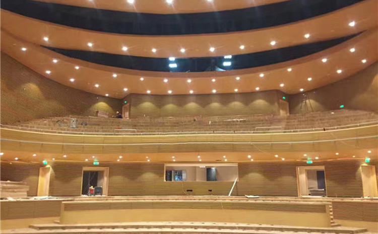 湖北襄陽學院音樂廳槽木吸音板聲學工程 湖北襄陽學院音樂廳槽木吸音板聲學工程